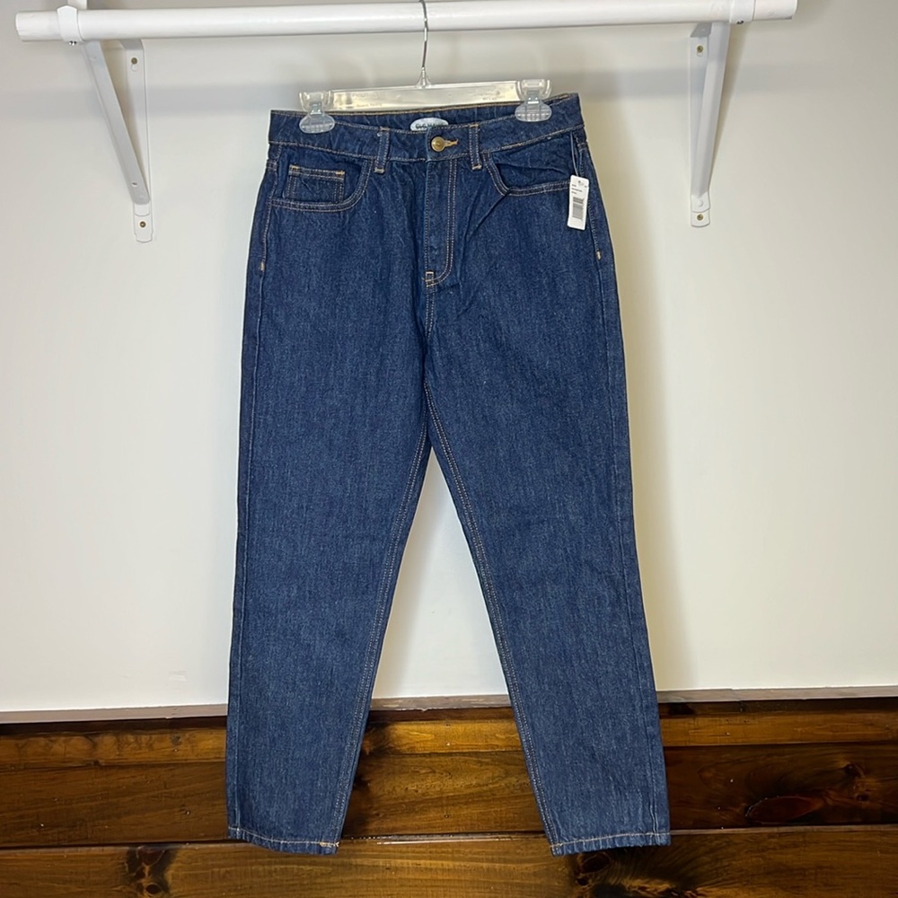 NWT Old Navy Straight Leg Dark Wash Jeans- 6